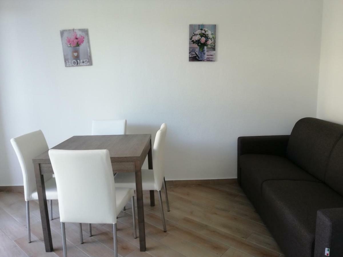 Appartamenti Mareblu Badesi Extérieur photo
