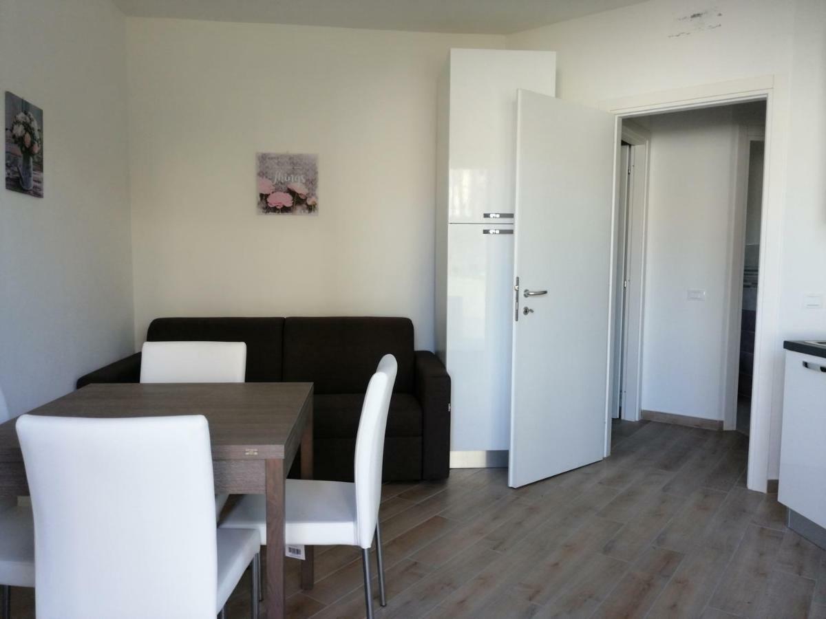 Appartamenti Mareblu Badesi Extérieur photo
